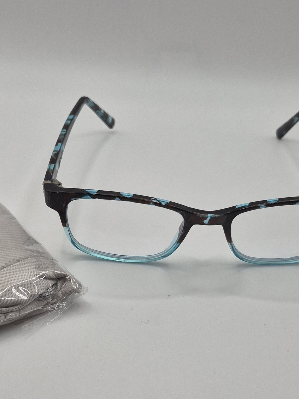 Dereon Women's Rx Eyeglasse Frames w/Temple Tips, Brown/Blue Tortoise, 52-19-140